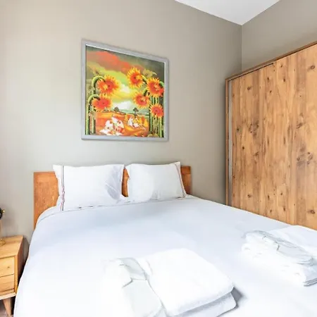 Stunning Bright Modern 1bd Balat Gem! #328 Apartmán *