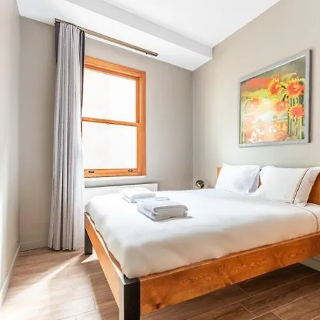 Stunning Bright Modern 1bd Balat Gem! #328 Daire