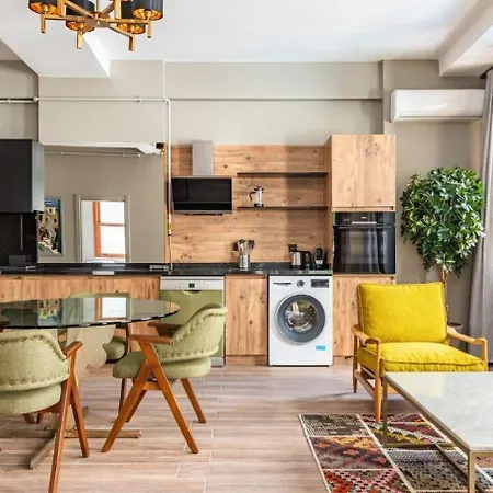 Stunning Bright Modern 1bd Balat Gem! #328 *