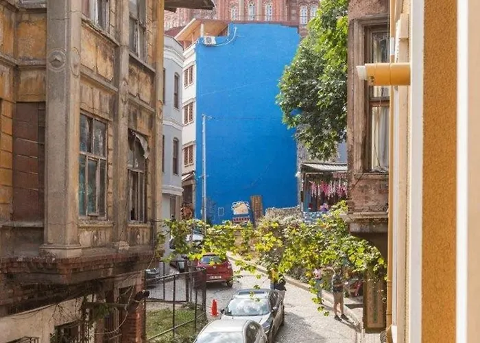 Stunning Bright Modern 1bd Balat Gem! #328 アパート