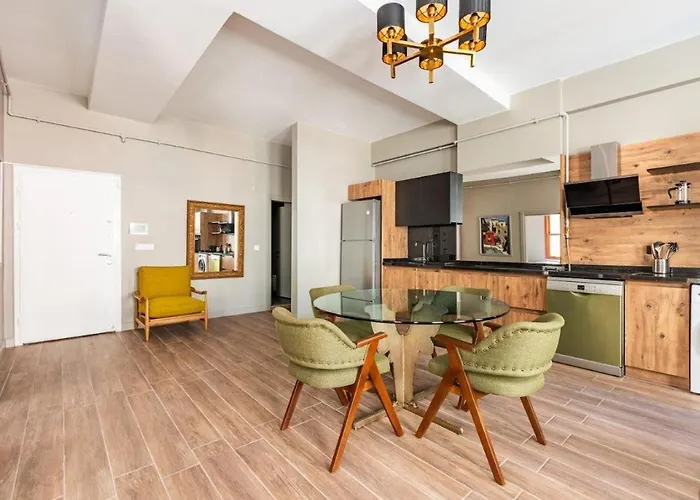 アパート Stunning Bright Modern 1bd Balat Gem! #328 *