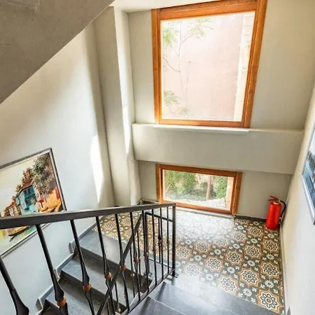 Apartamento Stunning Bright Modern 1bd Balat Gem! #328 *